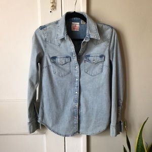 Levi’s classic western shirt, light blue, size xs